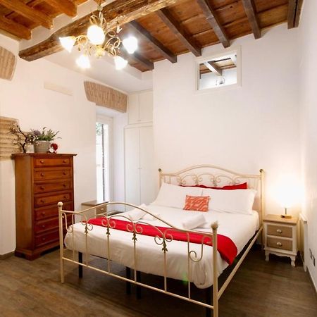 Ferienwohnung Hc - In The Heart Of Campo De' Fiori Rom Exterior foto